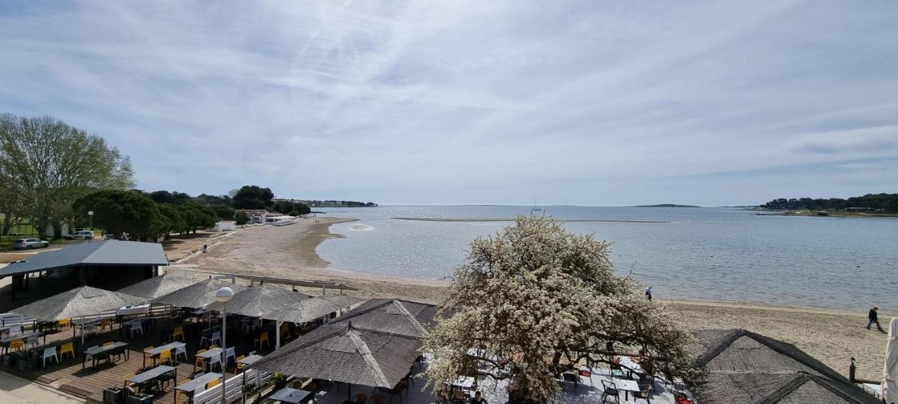 Idila Sea Front Apartments 梅杜林 外观 照片